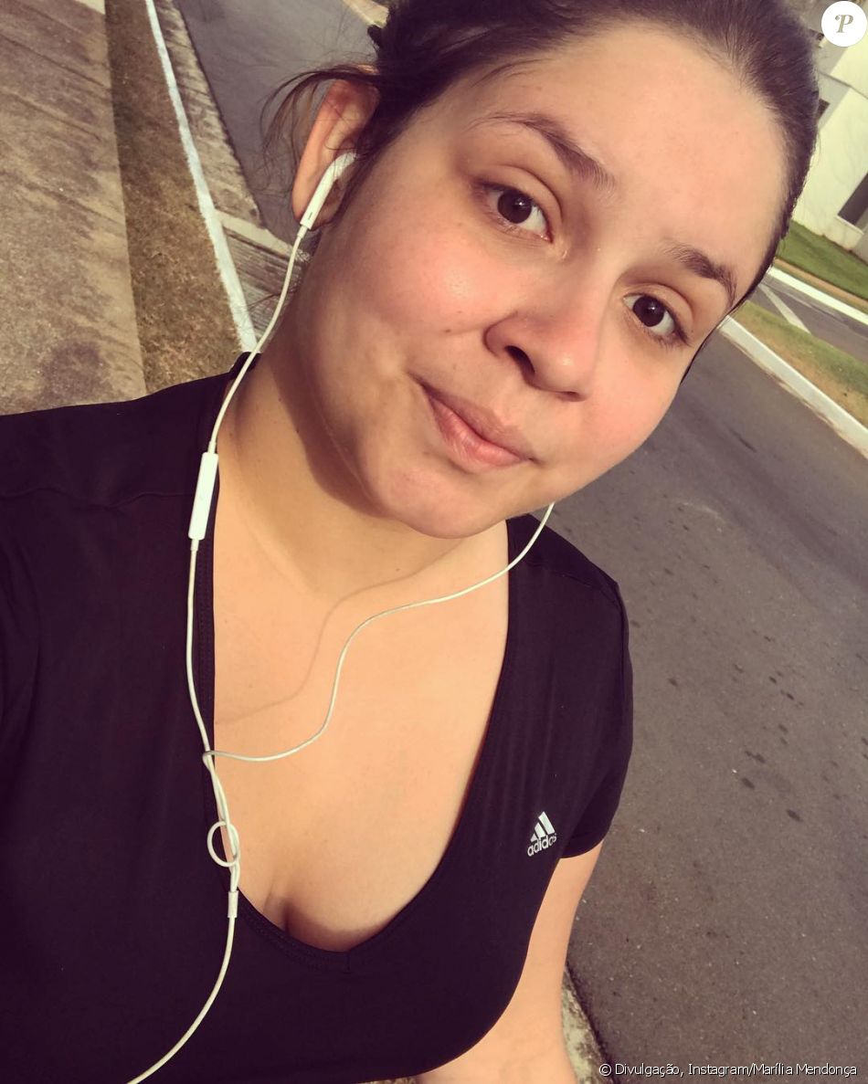 Marília Mendonça pratica corrida e é zoada por mãe