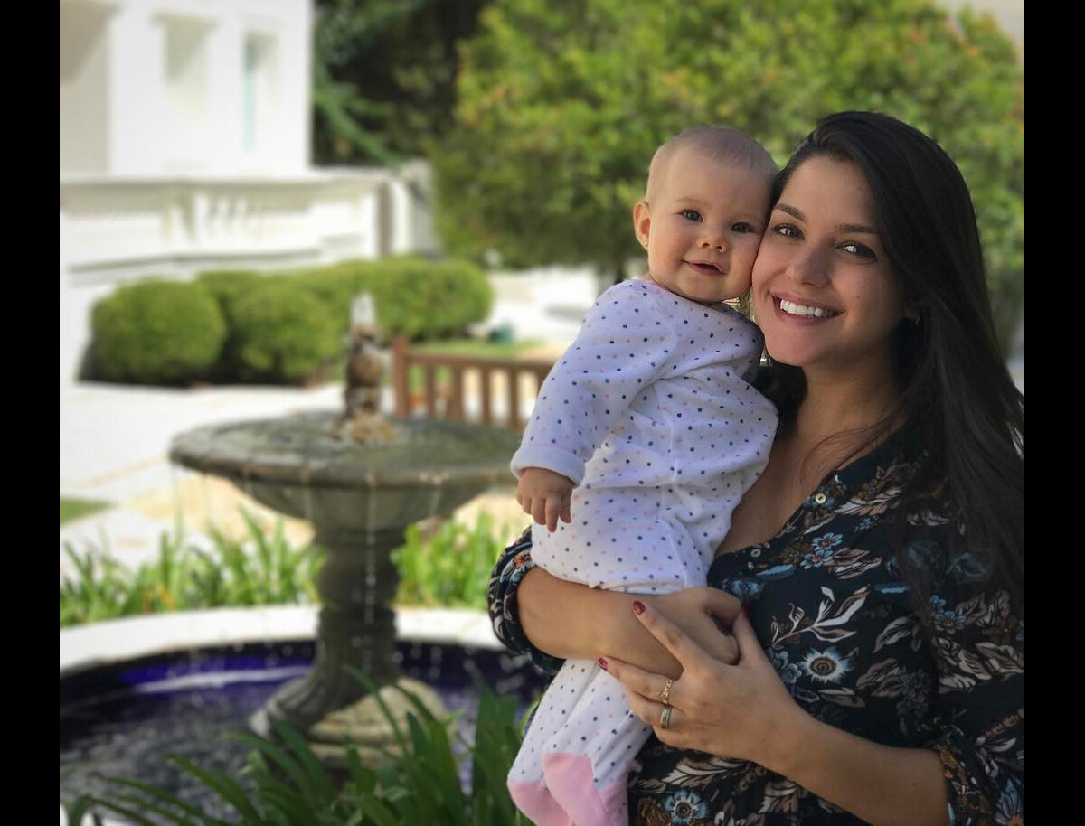 Foto Melinda filha de Thais Fersoza e Michel Teló completou 1 ano e