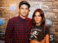 Gabriel Leone divide closet com a namorada, Carla Salle: 'Trocamos de peças'