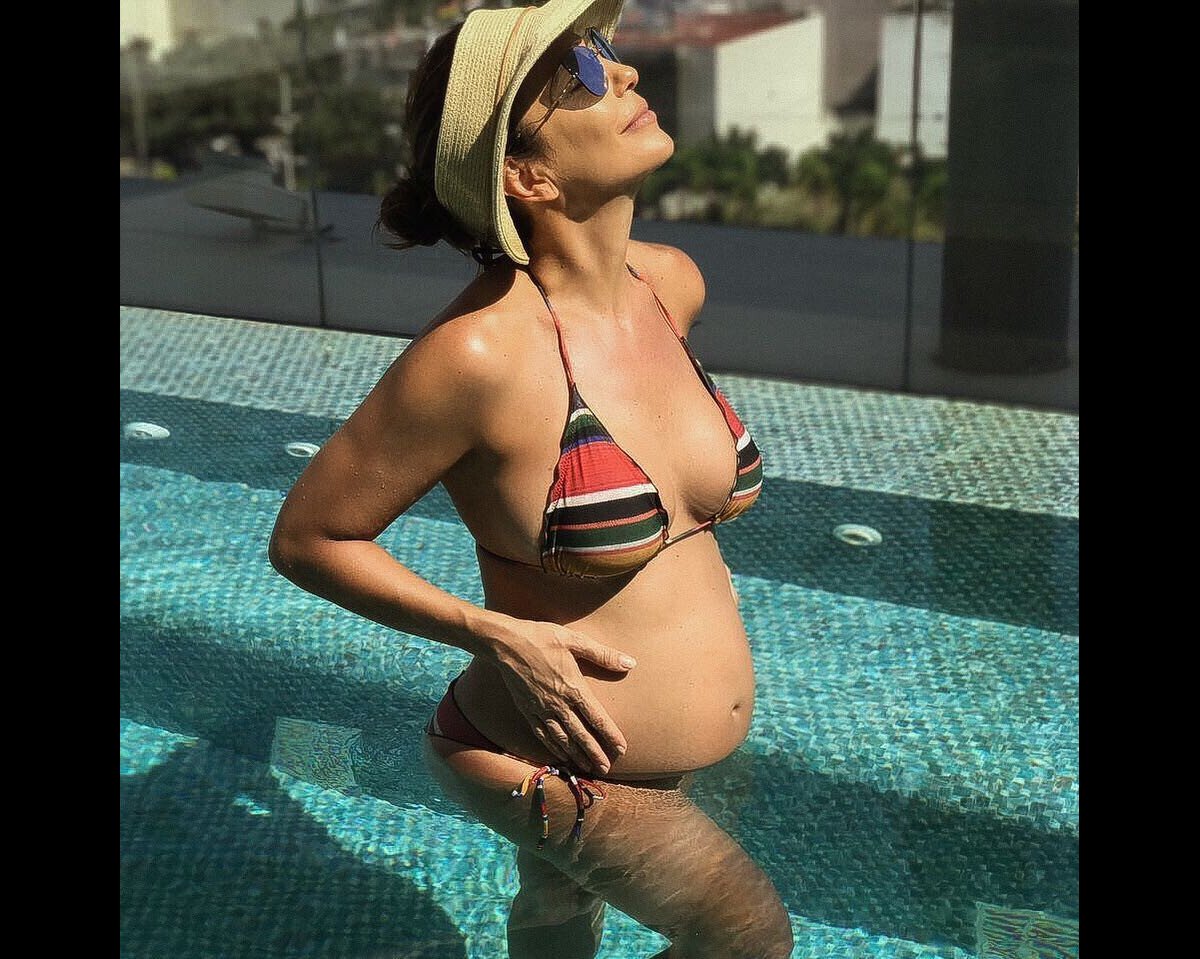 Foto Ivete Sangalo Posou De Biqu Ni E Exibiu A Barriguinha De Gravidez