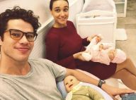 Débora Nascimento, grávida, e José Loreto aprendem primeiros socorros de bebês