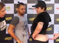 Whindersson Nunes exibe bumbum em evento e noiva minimiza: 'Sempre faz isso'