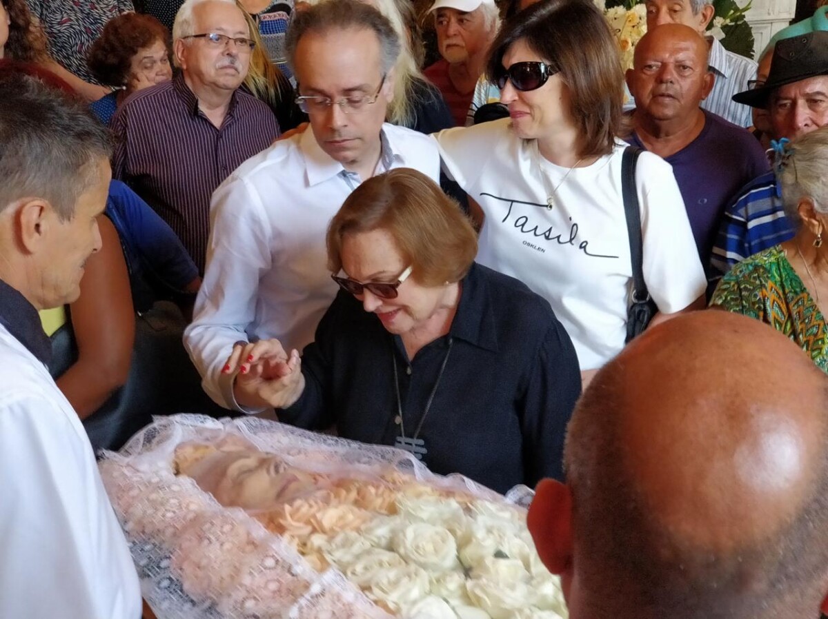 Foto Nicette Bruno Se Emocionou Ao Comparecer Ao Vel Rio De Eva Todor