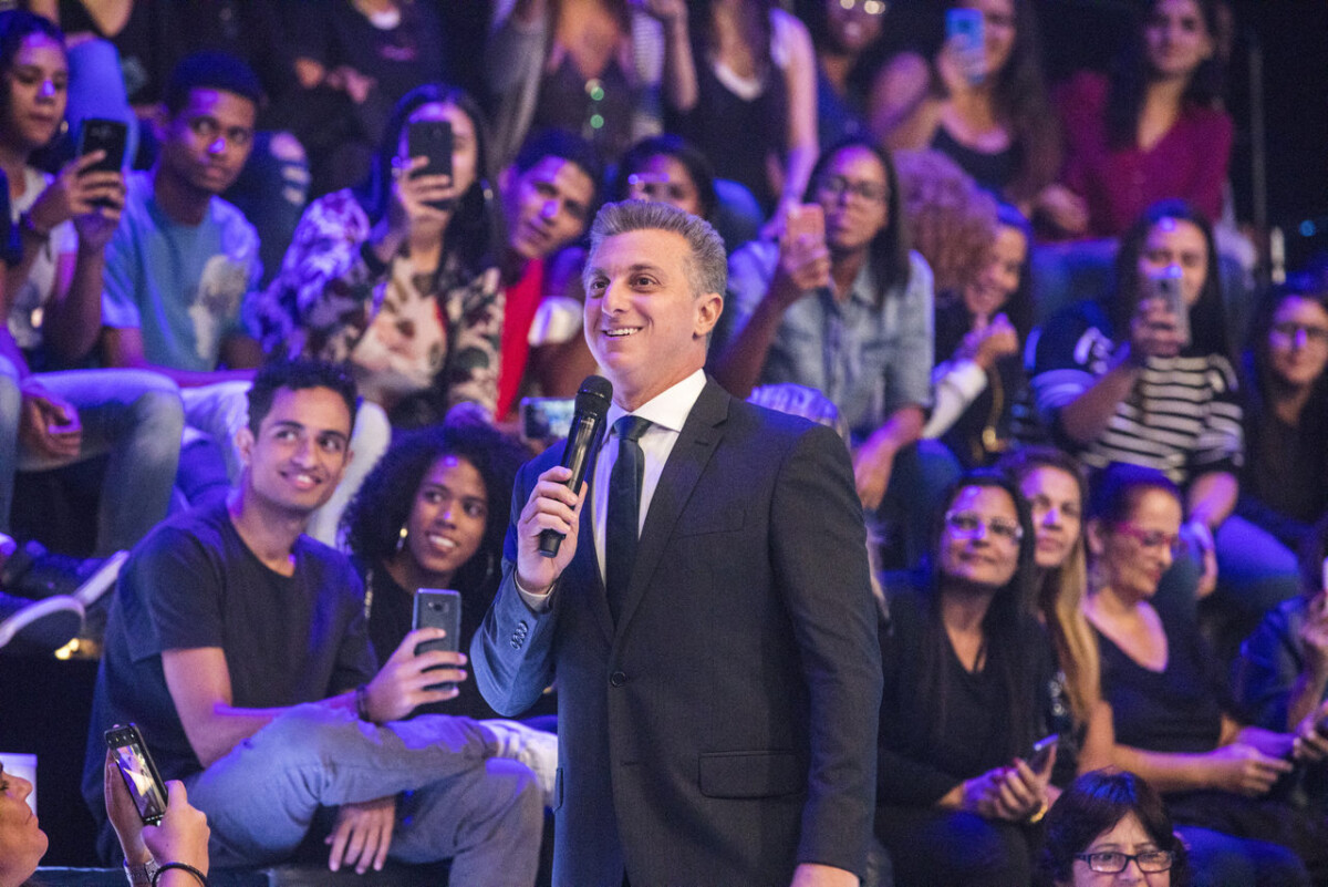 Foto Luciano Huck apresenta neste sábado 20 de abril de 2019 mais