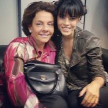 Brincando com o penteado da novela 'Da Cor do Pecado', Brendha Haddad publicou: 'Mamuska verdadeira (Rosi Campos) e a genérica, eu (risos)'