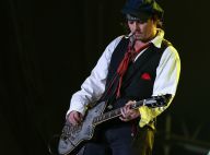 Johnny Depp faz show no Rock in Rio com visual inspirado no pirata Jack Sparrow