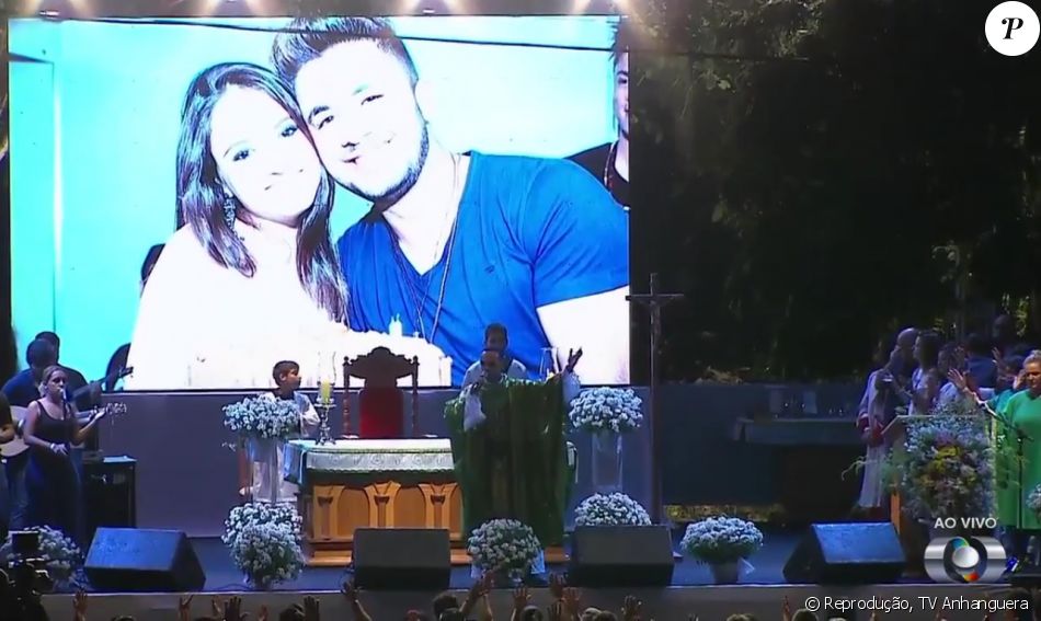 Missa de um ano da morte de Cristiano Araújo foi celebrada em Goiânia, Goiás, na noite desta quarta-feira, 22 de junho de 2016