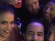 Vídeos: Bruna Marquezine curte festa com amigos após ganhar declaração de Neymar