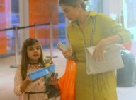 Programa de mãe e filha! Grazi Massafera passeia e faz compras com Sofia no RJ