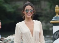 Vestido drapeado e rasteirinha: o look de Bruna Marquezine em Veneza!