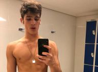 Aos 16, João Guilherme mostra corpo definido em foto sem camisa: 'Treinando'