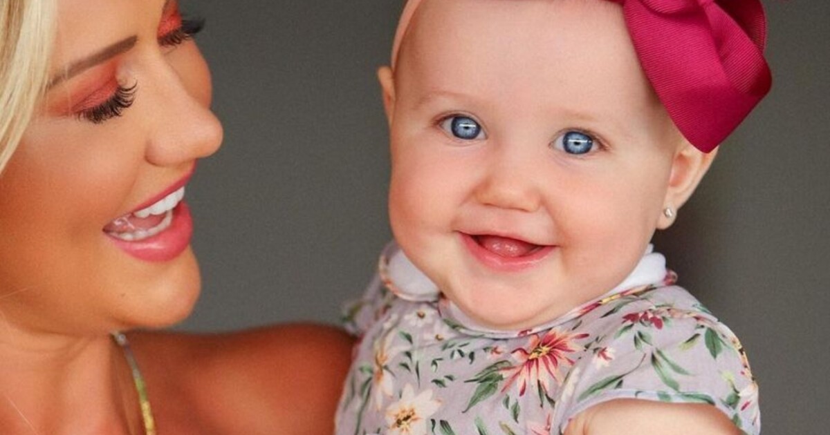 Filha De Ana Paula Siebert Aparece Sorridente E Beleza De Vicky Chama