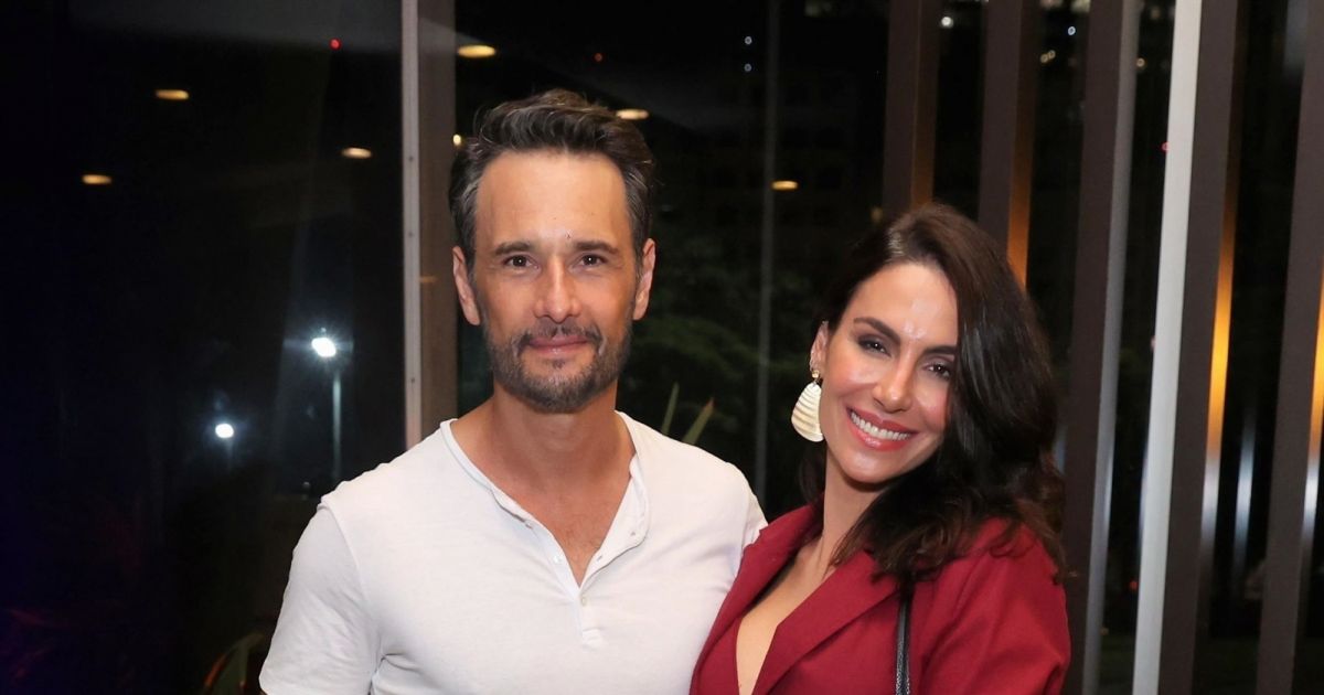 Mel Fronckowiak E Rodrigo Santoro Trocaram Declara Es No Anivers Rio