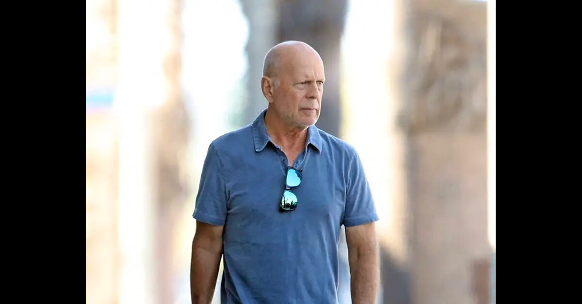 Foto Bruce Willis também foi diagnosticado afasia em 2022 Purepeople