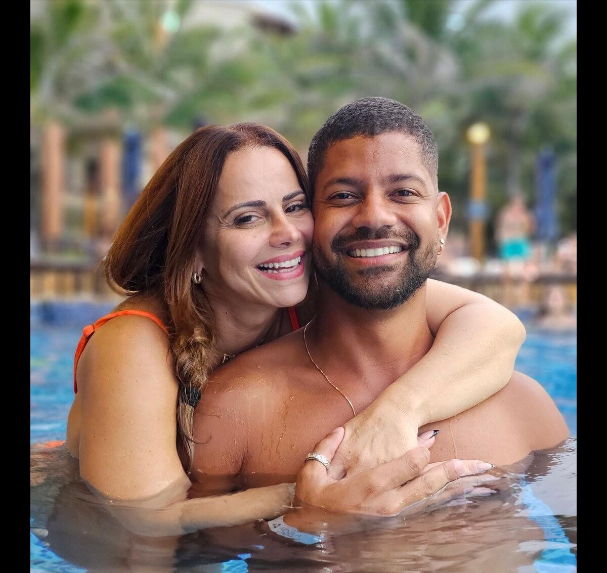 Foto Viviane Araujo E Guilherme Milit O Comemoraram Dois Anos De