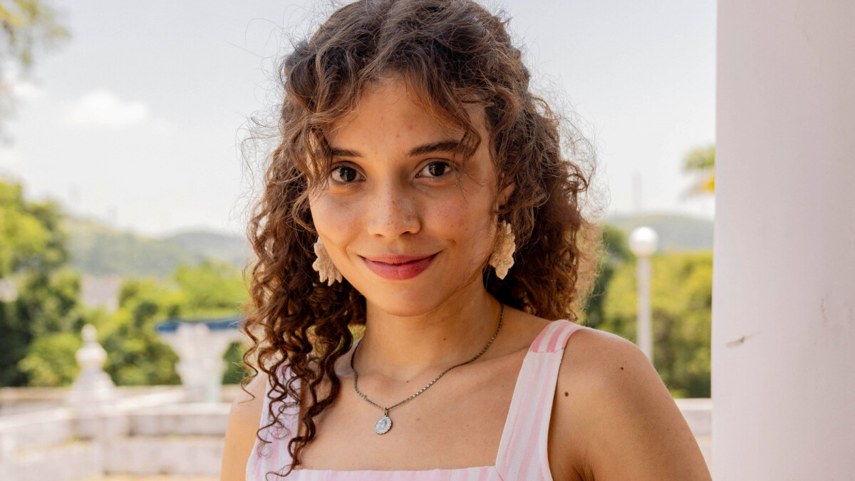 Foto Flor Julia Lemos Se Dedica Aos Trabalhos Da Casa De Jacutinga