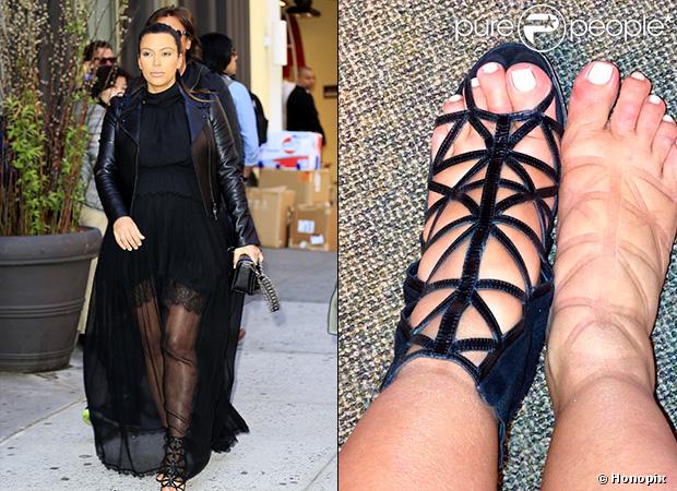Na última quinta-feira, 16 de maio de 2013, Kim Kardashian apareceu com os pés inchados ao se flagrada deixando o restaurante Stanley, em Los Angeles, na companhia de sua mãe, Kris Jenner. Mesmo durante a gravidez de sete meses, a socialite não desce do salto