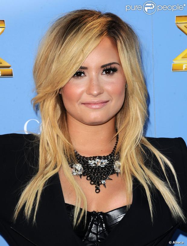 Demi Lovato prestigia première de 'The X Factor', em 5 de setembro de 2013