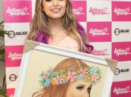 Larissa Manoela volta aos palcos após férias e ganha quadro de fã: 'Muito feliz'