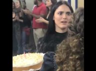 Isabelle Drummond fica surpresa com 'Com Quem Será?' em aniversário. Vídeo!