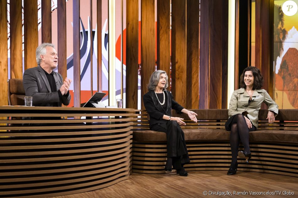 Pedro Bial entrevistou na sua estreia Carmen Lúcia, ministra do Supremo Tribunal Federal, e Fernanda Torres