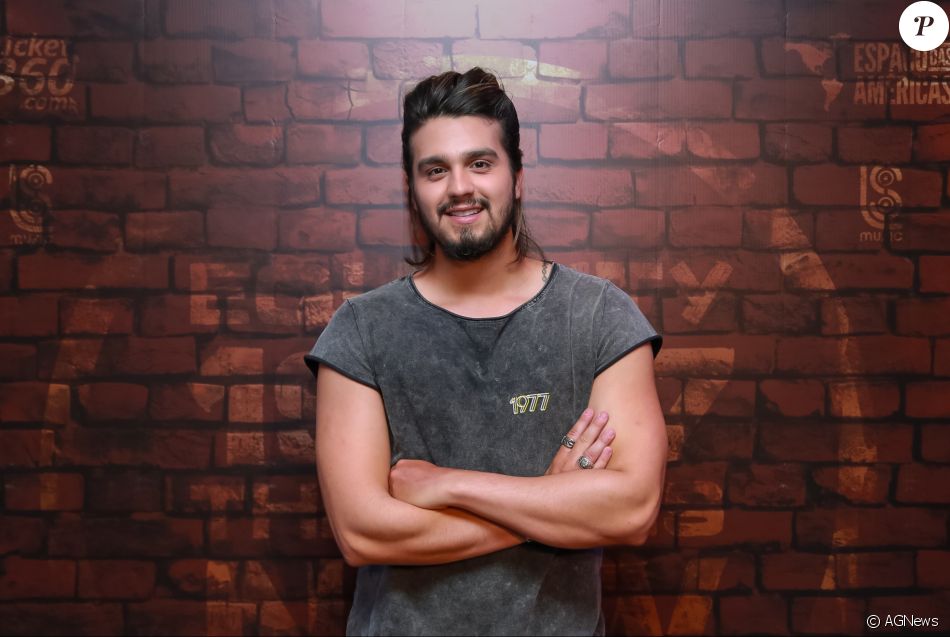 Luan Santana contou curiosidades sobre sua vida em entrevista ao 'Hotel Mazzafera'