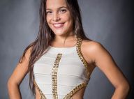 Ex-BBB Emilly oferece divulgação para conseguir celular em loja, diz colunista