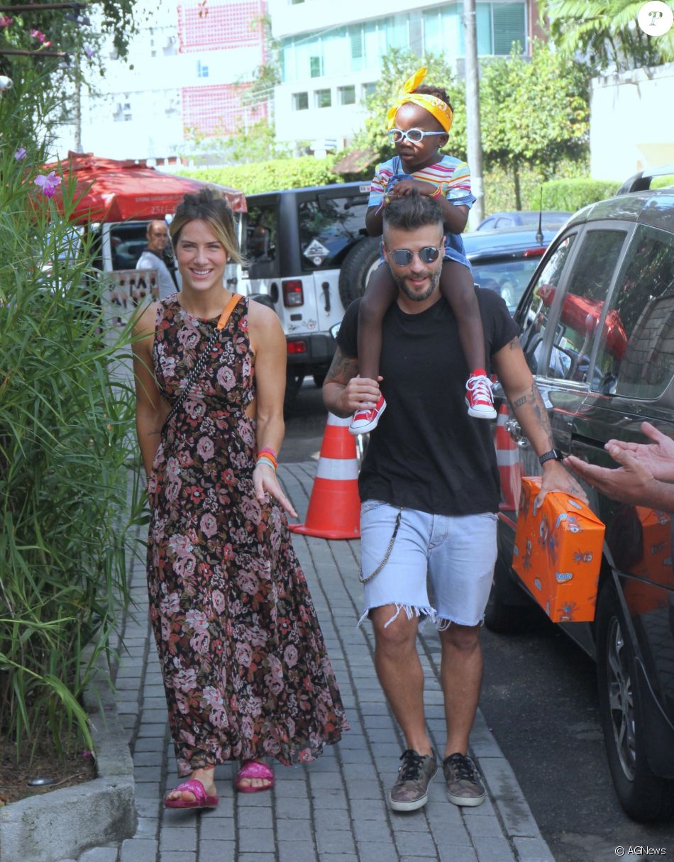 Casada com Bruno Gagliasso, Giovanna Ewbank lembrou primeiro encontro com Títi