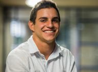 Ex-BBB Manoel passa bem após ter intoxicação alimentar: 'Fiquei de molho'