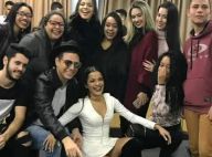 Ex-BBB Emilly recebe homenagem em sua cidade: 'Pela coragem e determinação'