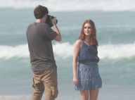 Marina Ruy Barbosa posa para ensaio fotográfico em praia carioca