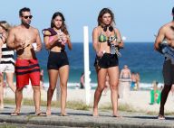 Namorada de Cauã Reymond, Mariana Goldfarb vai à praia com amigos. Fotos!