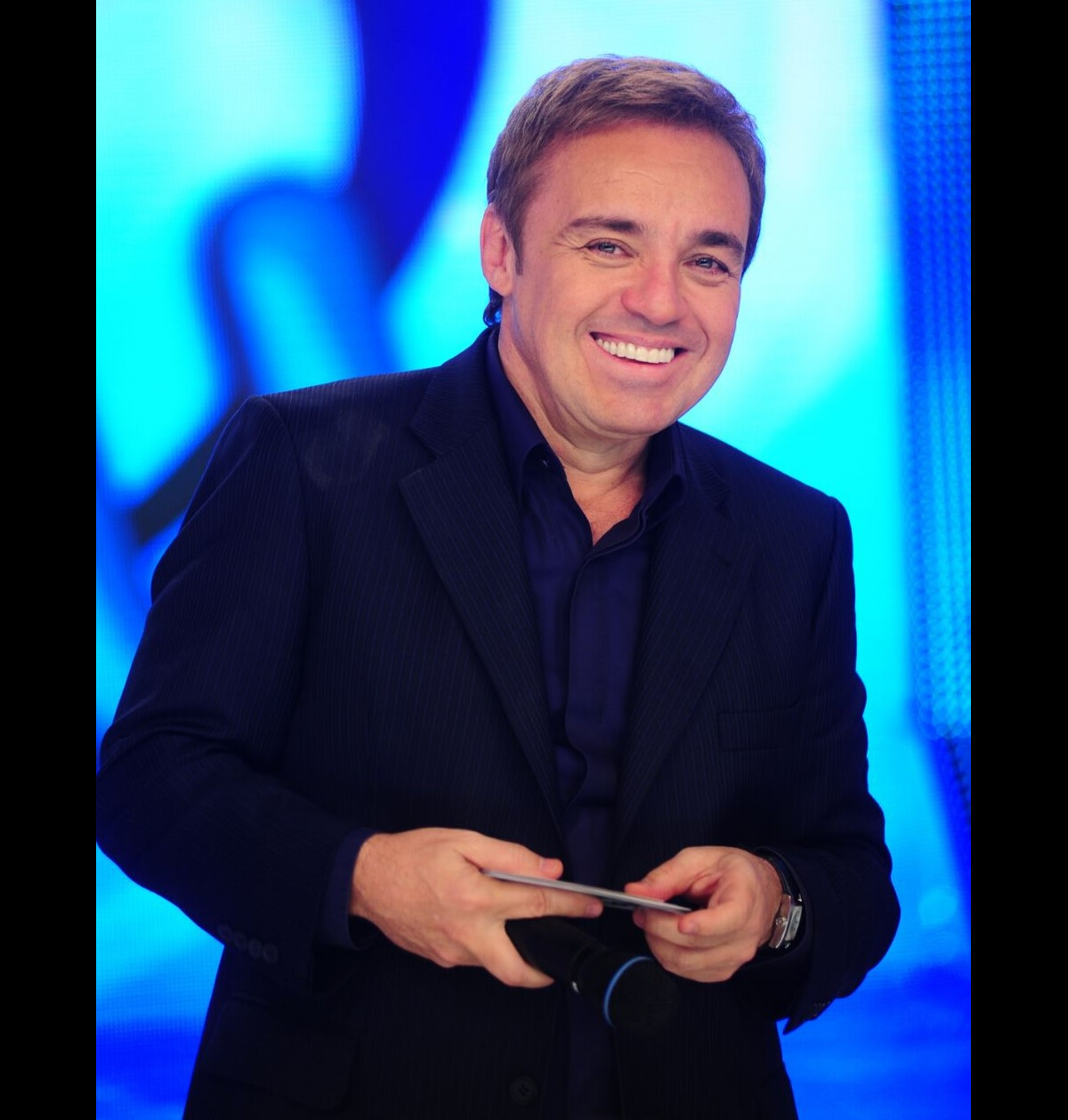 Foto A Est Tua Dada Por Gugu A Silvio Santos Foi Penteada Pelo