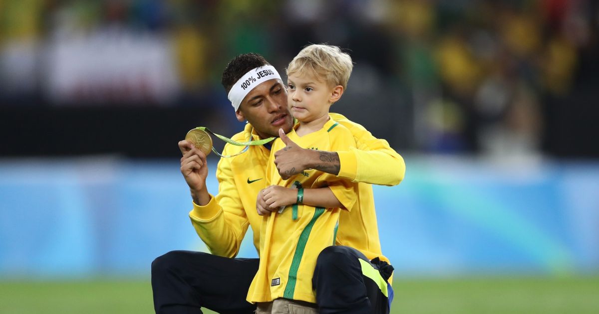 Neymar Pai De Davi Lucca Fruto Do Relacionamento Carol Dantas