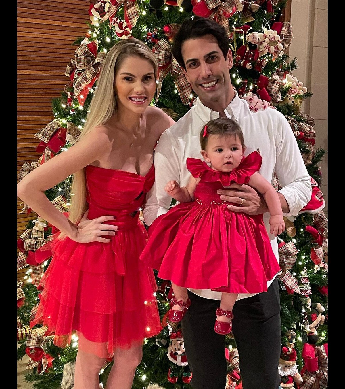 Foto Bárbara Evans é mãe de Ayla de 8 meses fruto do casamento