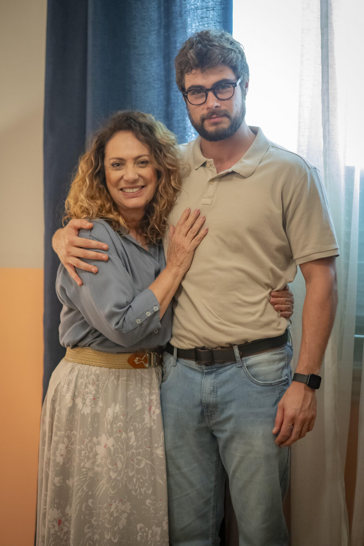 Foto Novela Terra e Paixão Agatha Eliane Giardini ganhou ajuda do