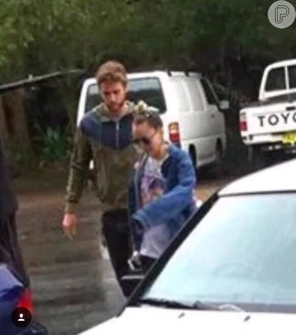 No início de 2016, Miley Cyrus e Liam Hemsworth foram vistos juntos na Austrália