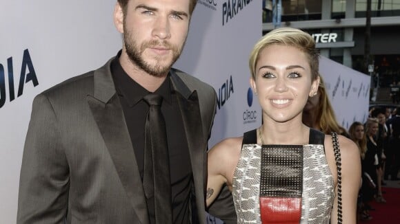 Miley Cyrus e Liam Hemsworth se casam em segredo na praia: 'Muito emocionante'