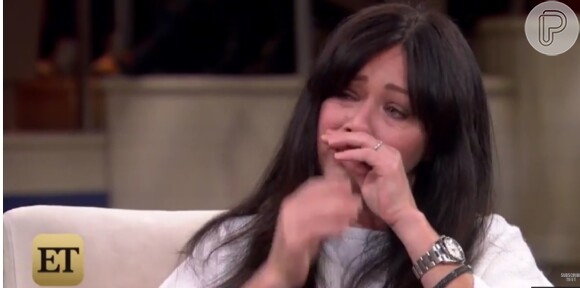 Shannen Doherty, atriz de 'Barrados no Baile', chora em programa de TV ao falar sobre câncer de mama