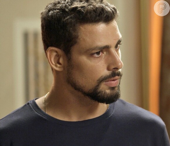 Juliano (Cauã Reymond) segue o conselho do pai e vai atrás de Atena (Giovanna Antonelli), na novela 'A Regra do Jogo'