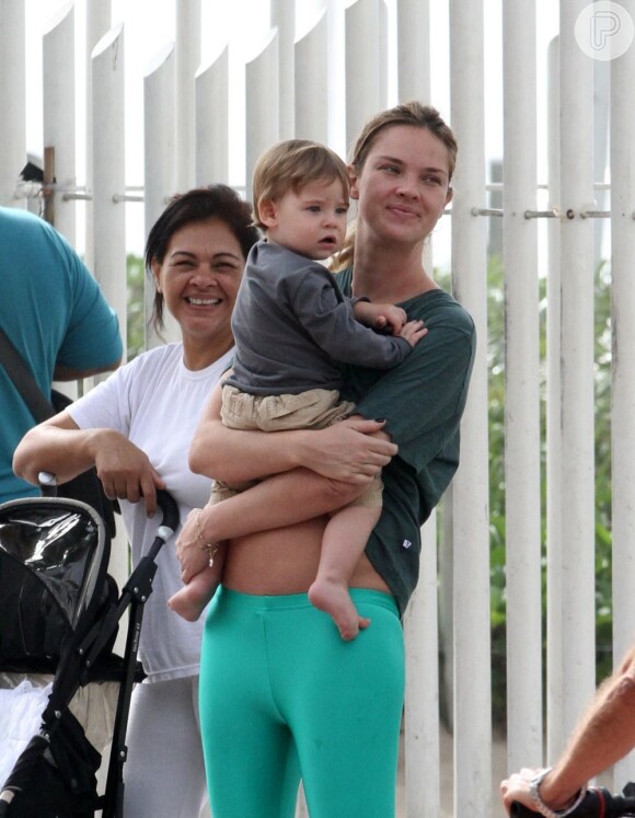 Letícia e Alexandre são pais de João Guilherme, hoje com um ano e dez meses.