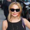 Mãe de Lindsay Lohan tem carteira de motorista suspensa após ser flagrada dirigindo bêbada e em alta velocidade
