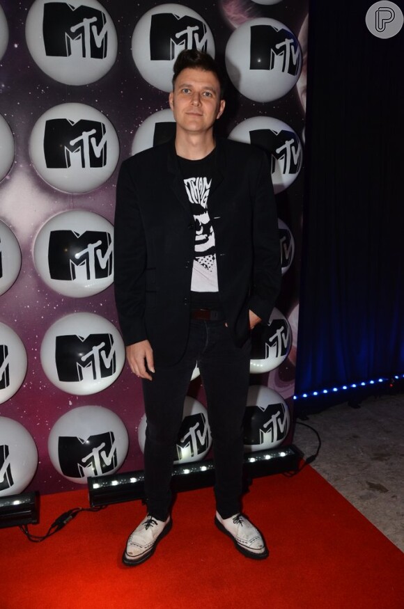 João Suplicy prestigia festa de lançamento da MTV Brasil