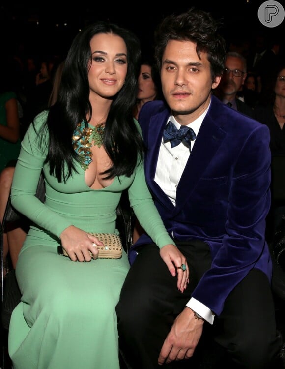 Katy Perry acha o namorado, John Mayer, talentoso, abençoado e um compositor genial