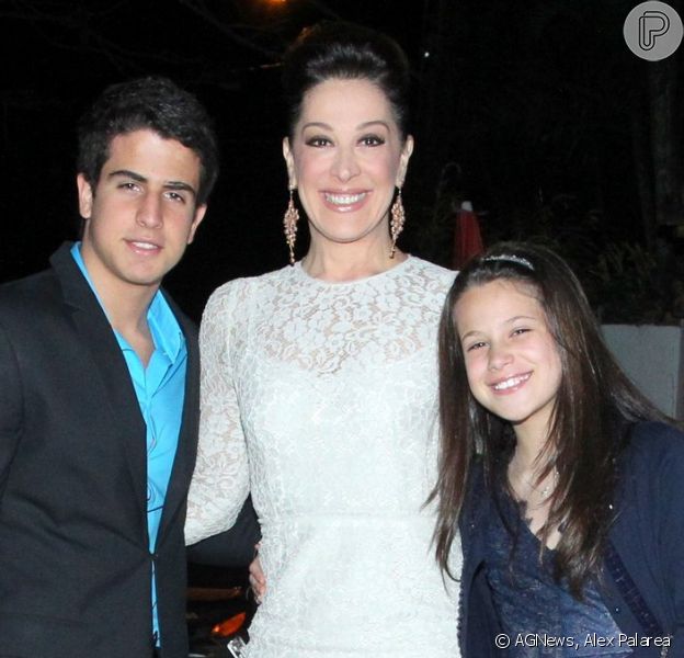 Claudia Raia E Os Filhos Vao A Bodas De Ouro De Tarcisio Meira E Gloria Menezes Purepeople