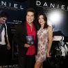 Ao lado da mulher, Aline, Daniel lança o DVD 'Daniel 30 Anos - O Musical', na noite desta quarta-feira, 16 de outubro de 2013, na Livraria Travessa do BarraShopping, na Zona Oeste do Rio de Janeiro