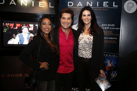 Samanta Schmüte Lisandra Souto prestigiam o lançamento do novo DVD de Daniel, 'Daniel 30 Anos - O Musical', na noite desta quarta-feira, 16 de outubro de 2013, na Livraria Travessa do BarraShopping, na Zona Oeste do Rio de Janeiro