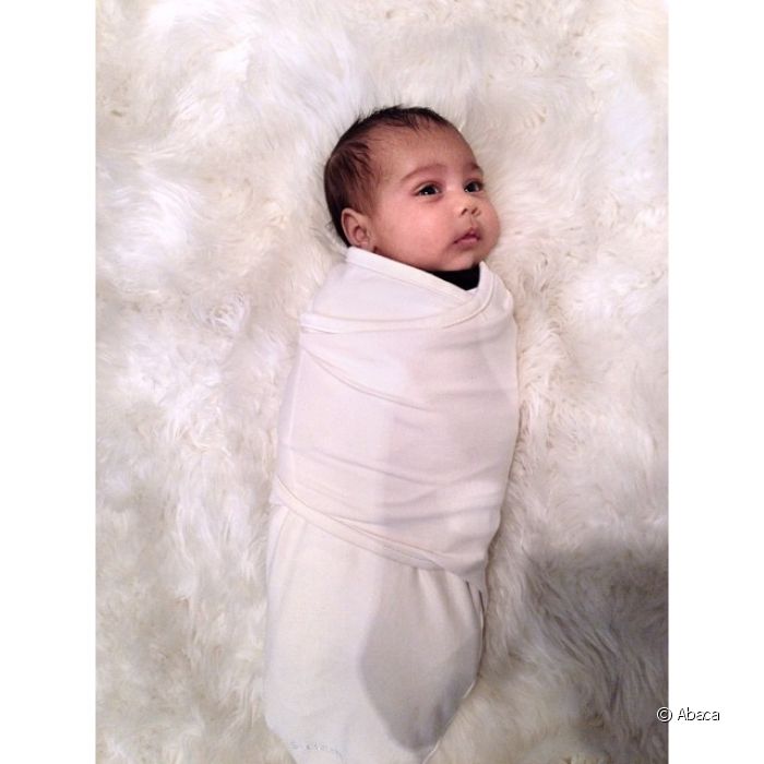 Kim Kardashian é mãe de North West, de apenas 4 meses