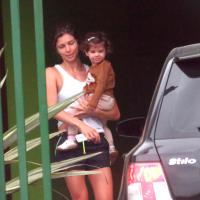 Grazi Massafera é flagrada com a filha no Paraná após separação de Cauã Reymond
