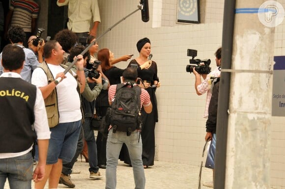 Segundo a atriz Tuna Dwek, que interpreta a repórter Sueli Pedrosa, Bárbara Ellen vai para um reality show no final de 'Sangue Bom'
